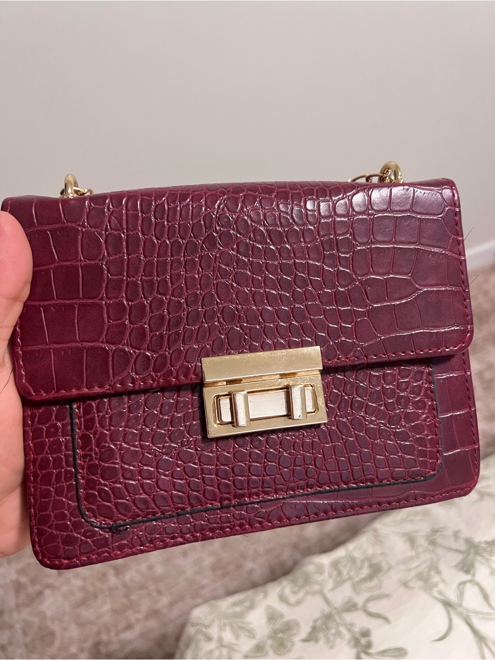 Burgundy Croc-Embossed Chain Shoulder Bag
